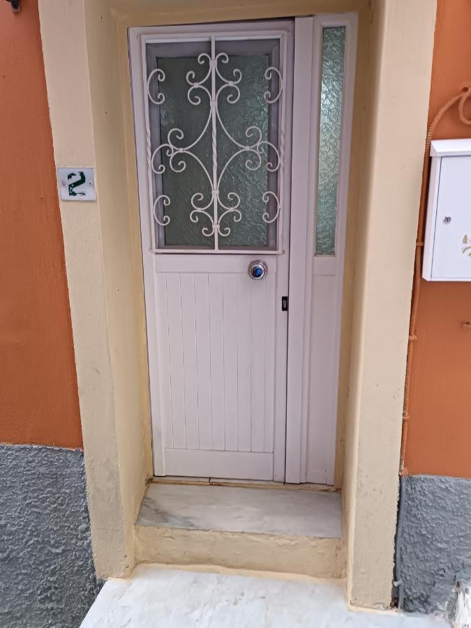 Two-Storey Maisonette Next To The Port Mantouki Extérieur photo